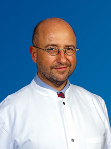 Herr Dr. Wilfried Schupp