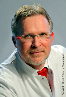 Herr Dr. Michael Hoor